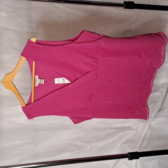 Notations Tops - Womens short sleeved blouse